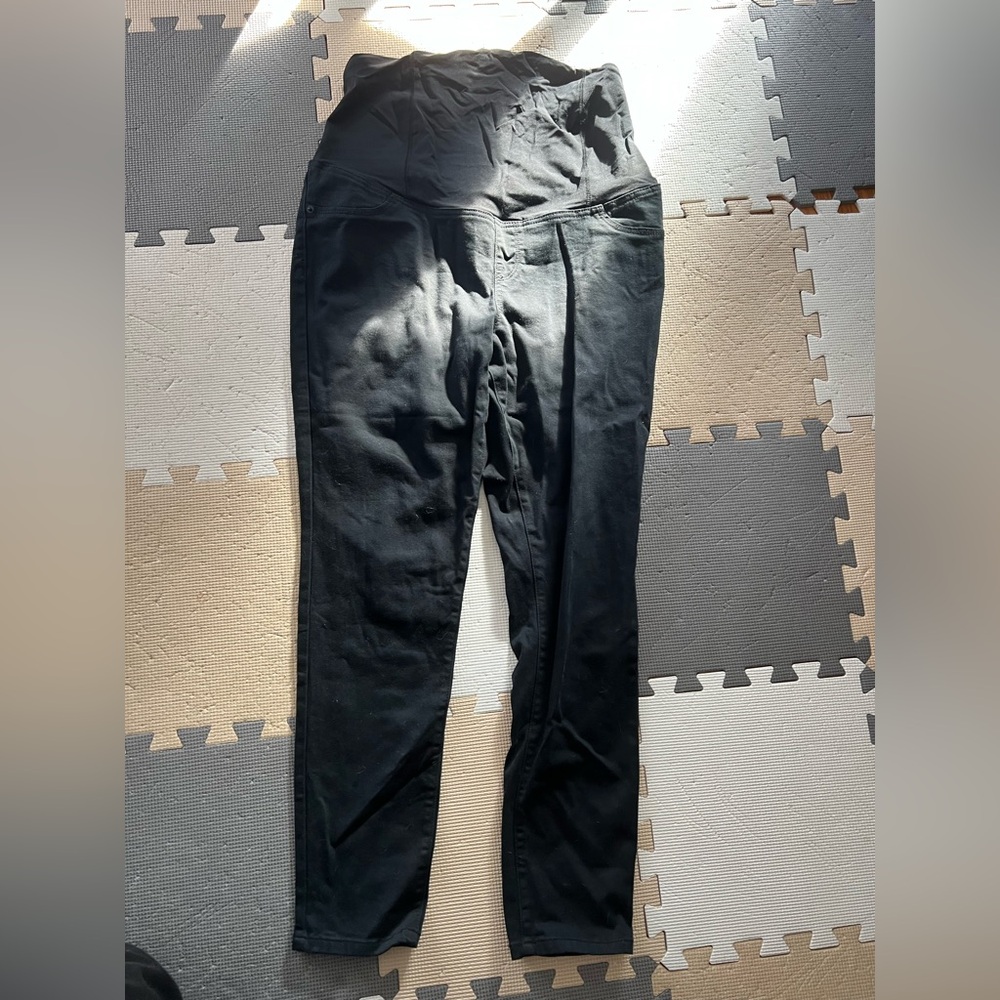 Black maternity jeans